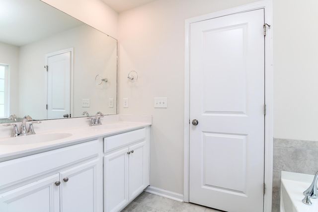 1006 Mossy Rock Drive, Summerville, SC 29485