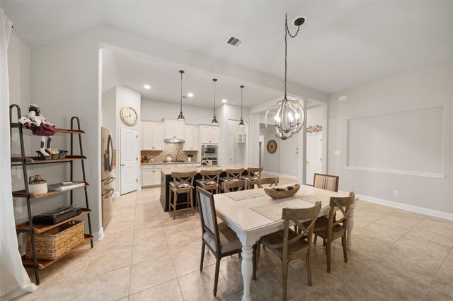 18822 Fox Kestrel Trail, Cypress, TX 77429