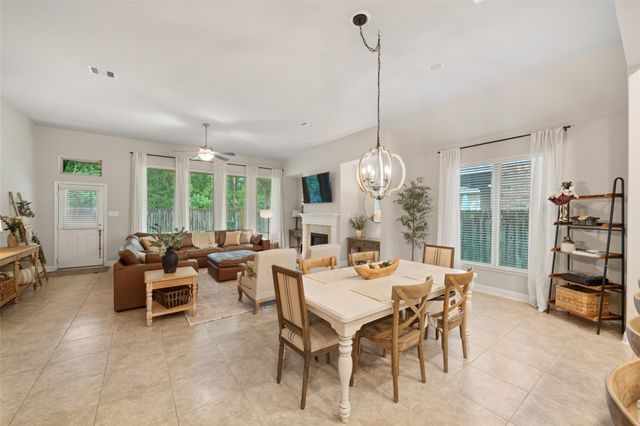 18822 Fox Kestrel Trail, Cypress, TX 77429