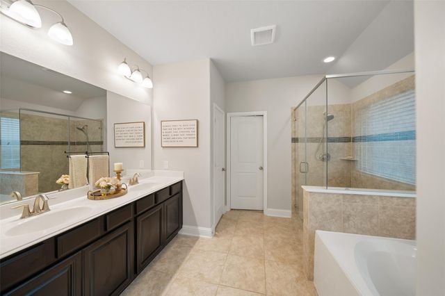 18822 Fox Kestrel Trail, Cypress, TX 77429