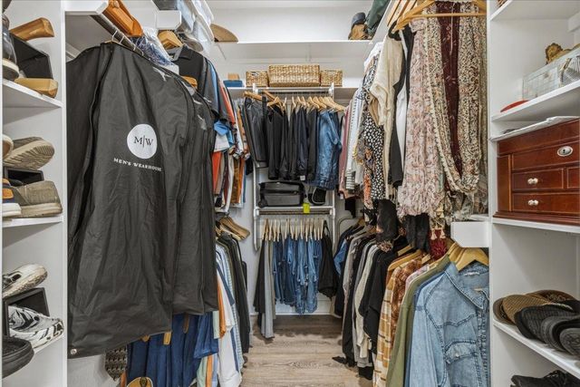 137 Kawainui LN, Bastrop, TX 78602