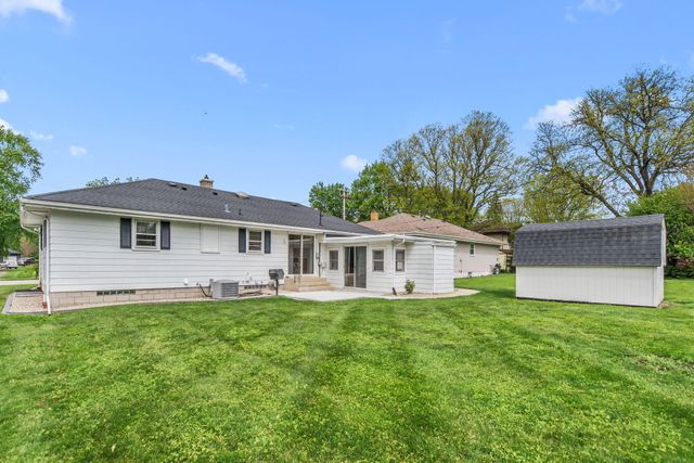 8921 Parrish Avenue, Highland, IN 46322