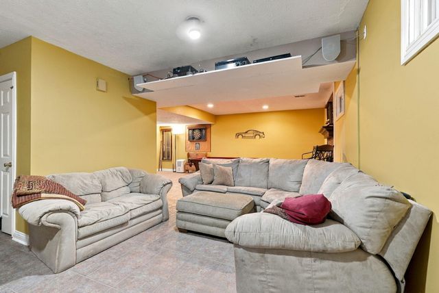3989 Palomar Boulevard, Lexington, KY 40513