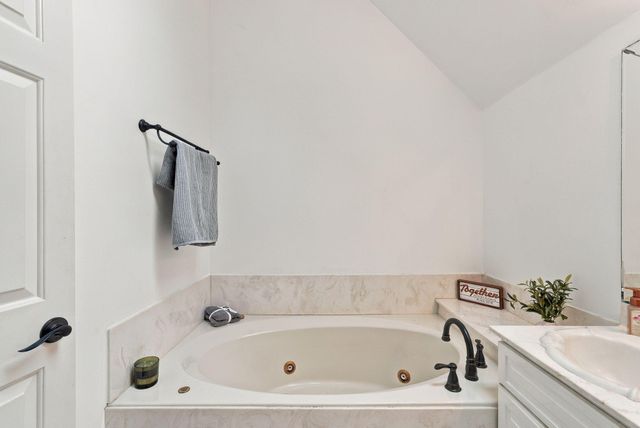 3989 Palomar Boulevard, Lexington, KY 40513