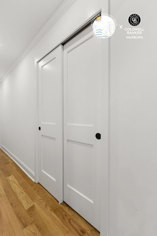 2510 31st Ave Apt 3K, New York City, NY 11106