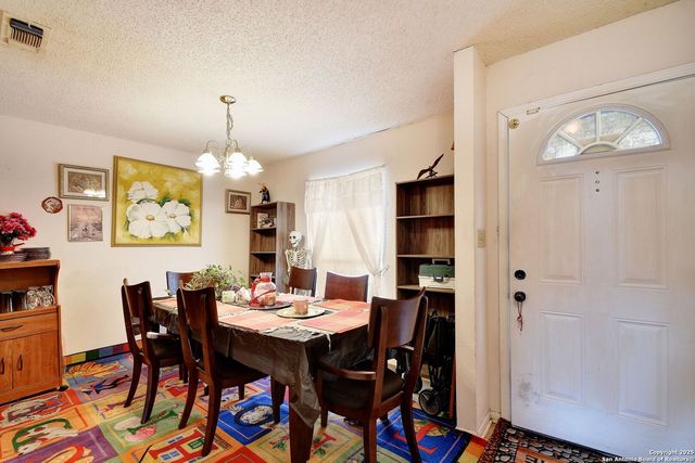 4514 Lakeway, San Antonio, TX 78244