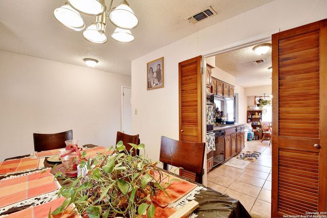 4514 Lakeway, San Antonio, TX 78244