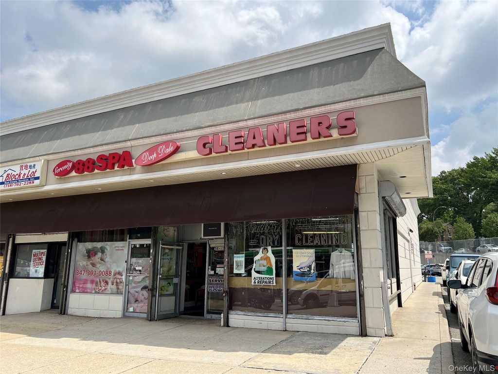 56-15 Marathon Parkway, Little Neck, NY 11362 — exterior