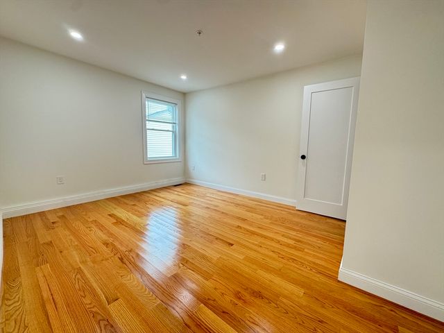 298 Washington St 0, Braintree, MA 02184