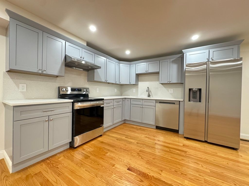 298 Washington St 0, Braintree, MA 02184