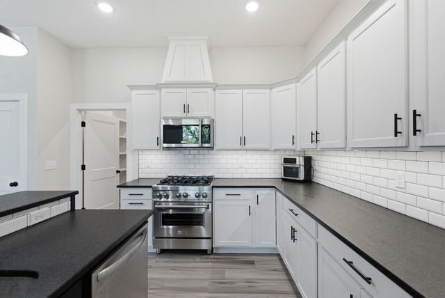 13517 E Rose St, Wichita, KS 67230