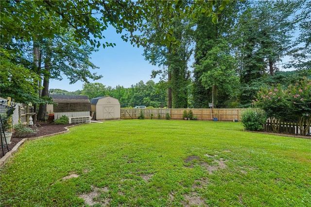 4852 Arrowhead Trail West SW, Lilburn, GA 30047