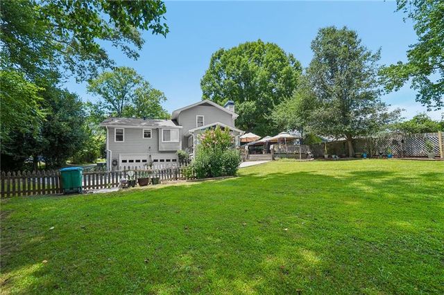 4852 Arrowhead Trail West SW, Lilburn, GA 30047