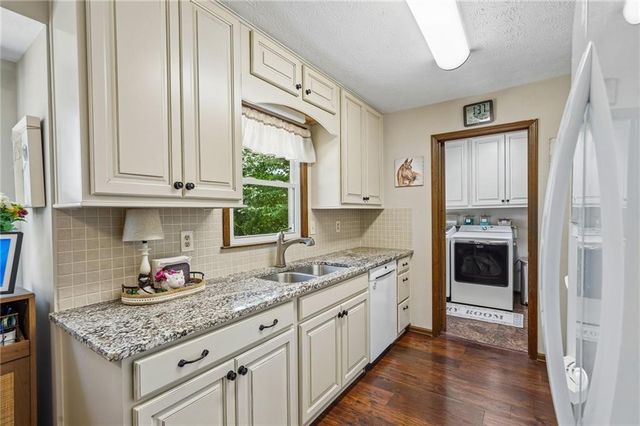 4852 Arrowhead Trail West SW, Lilburn, GA 30047
