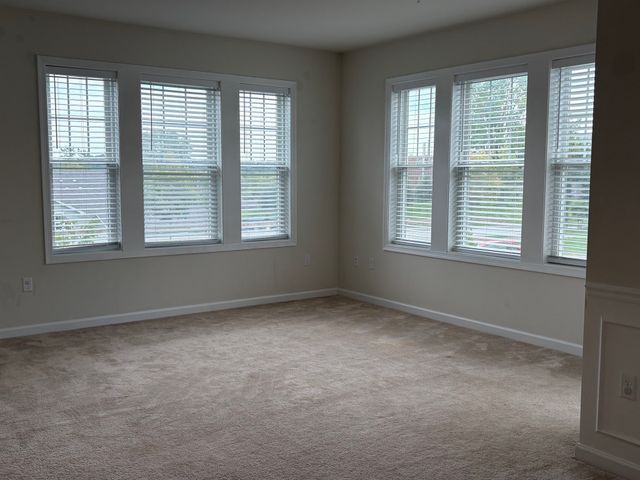 12101 Peters Farm Way 12101, Westborough, MA 01712