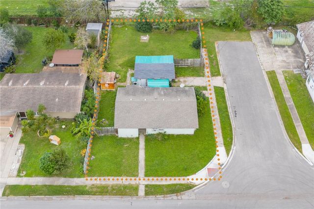 4930 Janssen Dr, Corpus Christi, TX 78411