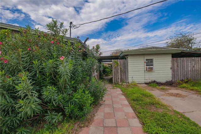 4930 Janssen Dr, Corpus Christi, TX 78411