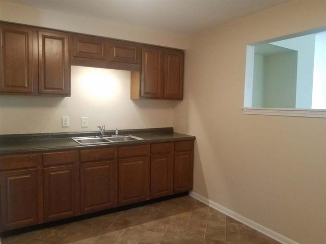 1420 Gattegno Street, Ypsilanti, MI 48198