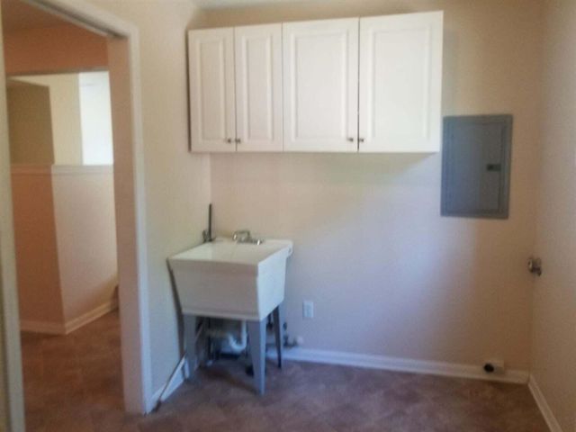 1420 Gattegno Street, Ypsilanti, MI 48198