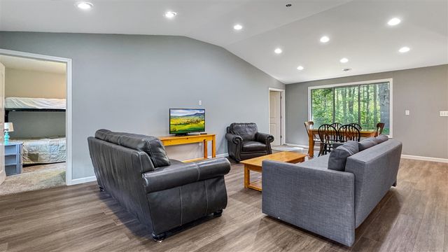 180 E Sanborn Road, Lake City, MI 49651