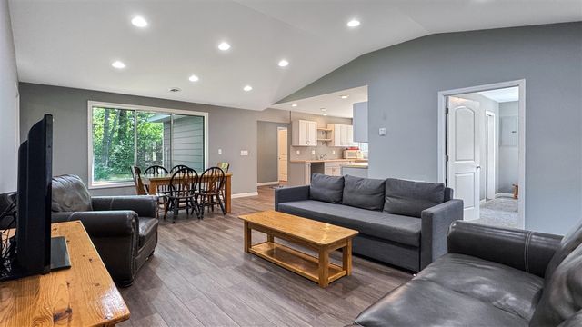 180 E Sanborn Road, Lake City, MI 49651