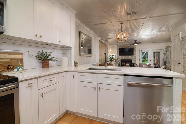 4053 N Course Drive, Charlotte, NC 28277