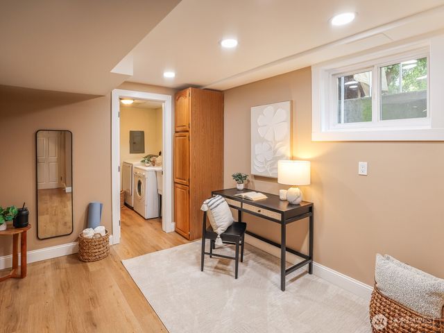 3248 NW Market Street, Seattle, WA 98107