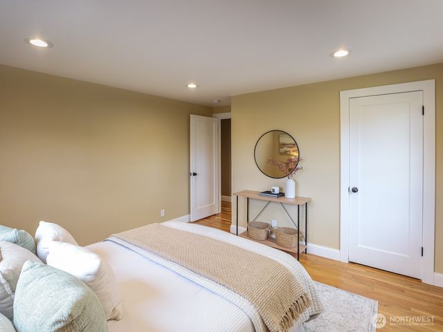 3248 NW Market Street, Seattle, WA 98107