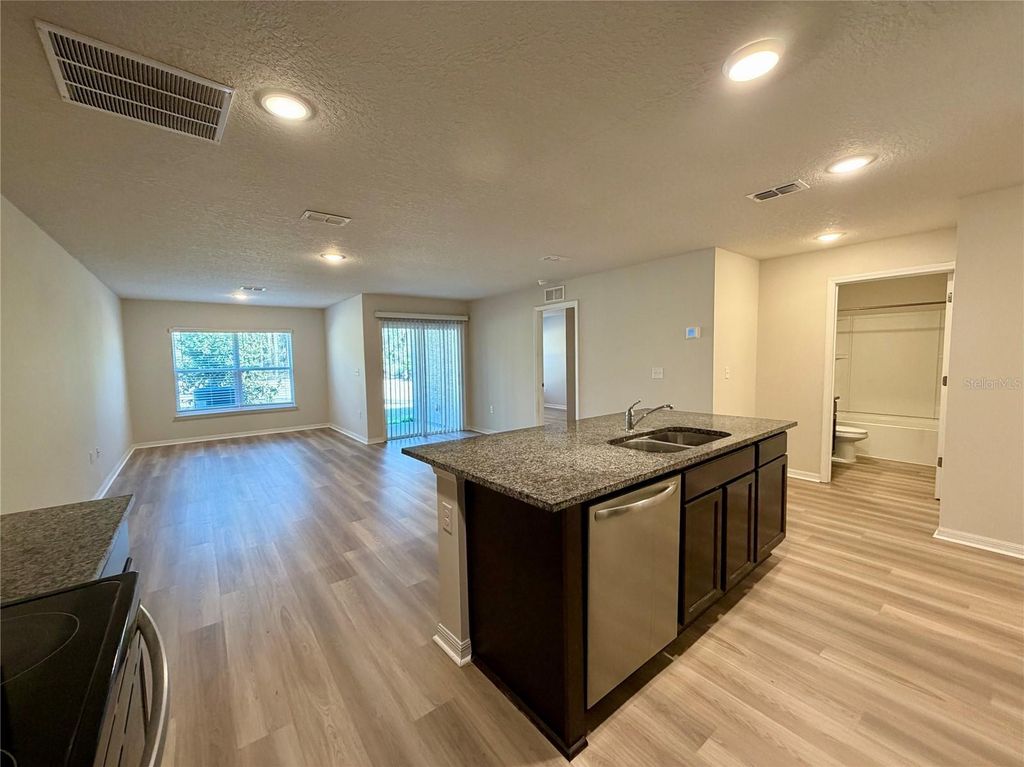 Image 13 of property listing at 129 WELLWOOD LANE, Palm Coast, FL 32164