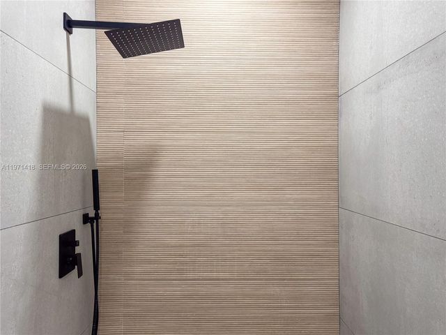 2255 NW 60th St, Miami, FL 33142