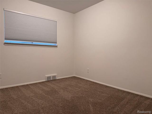 30055 Boewe Drive, Warren, MI 48092