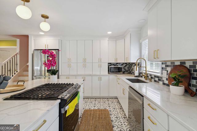 4909 Glenwhite Drive, Duluth, GA 30096