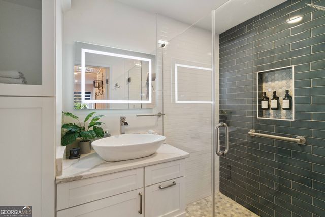 4909 Glenwhite Drive, Duluth, GA 30096
