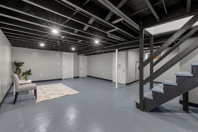 11925 S Lafayette Avenue, Chicago, IL 60628