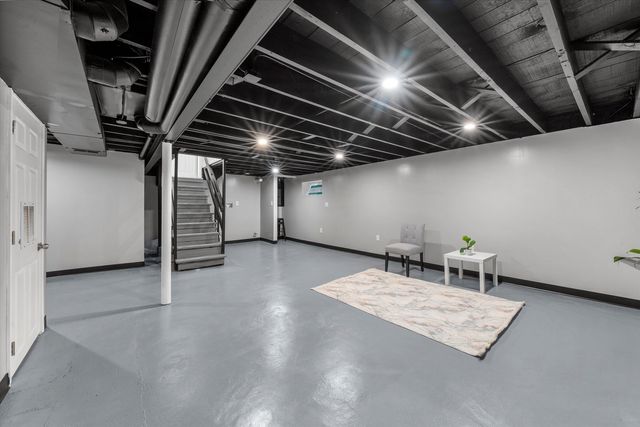 11925 S Lafayette Avenue, Chicago, IL 60628