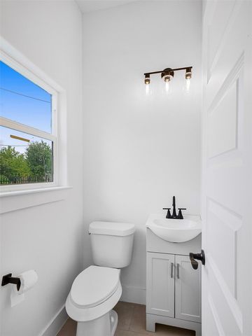 4103 E Toliver Street, Houston, TX 77016