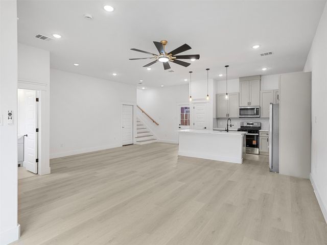 4103 E Toliver Street, Houston, TX 77016