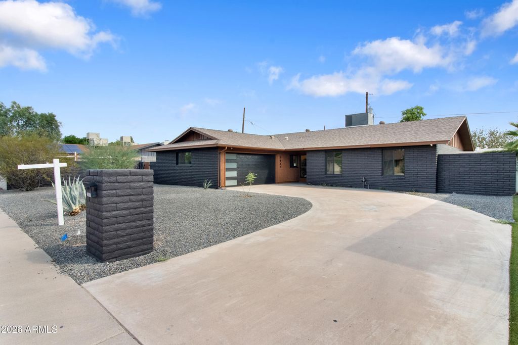 1637 W Griswold Road, Phoenix, AZ 85021 — exterior