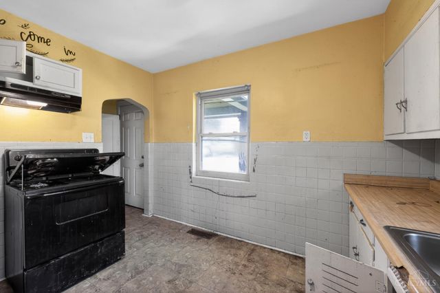 1323 Woodland Avenue, Springfield Twp., OH 45237