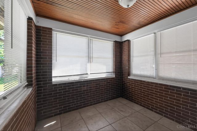 1323 Woodland Avenue, Springfield Twp., OH 45237