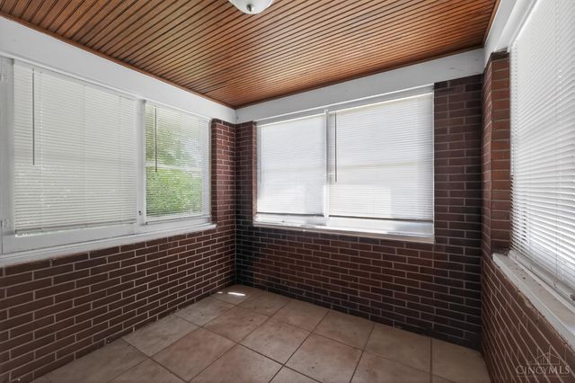 1323 Woodland Avenue, Springfield Twp., OH 45237