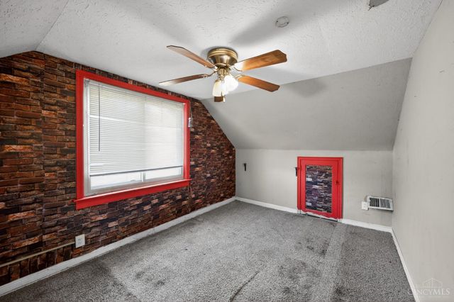 1323 Woodland Avenue, Springfield Twp., OH 45237