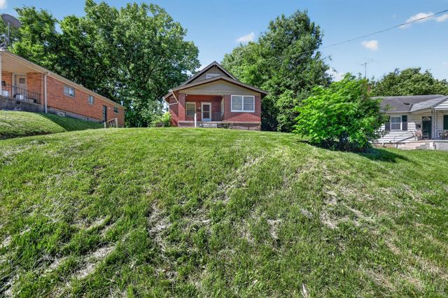 1323 Woodland Avenue, Springfield Twp., OH 45237
