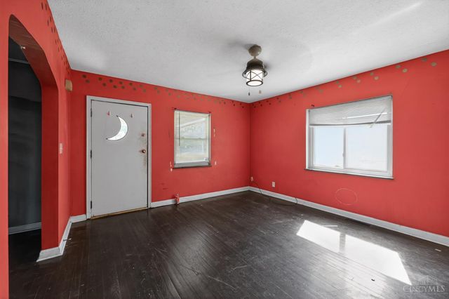 1323 Woodland Avenue, Springfield Twp., OH 45237