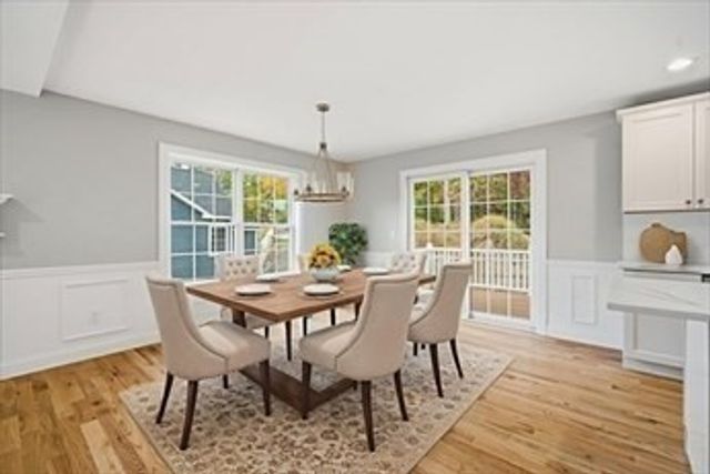 23 High Bluff, Belchertown, MA 01007