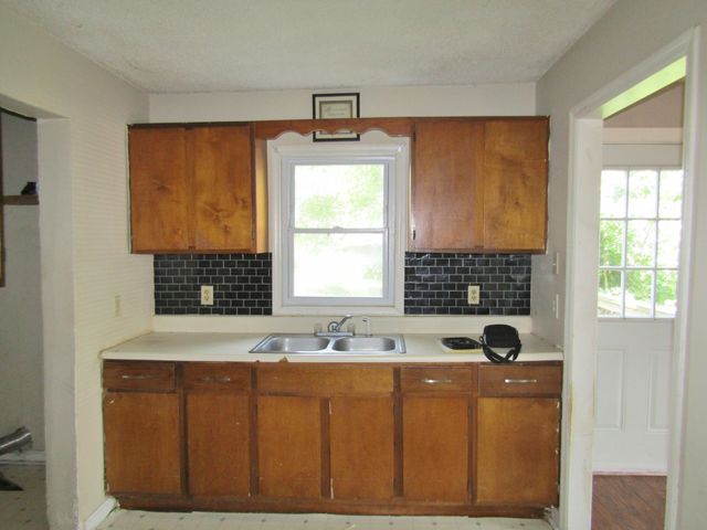 212 Adams St, Lewisburg, TN 37091