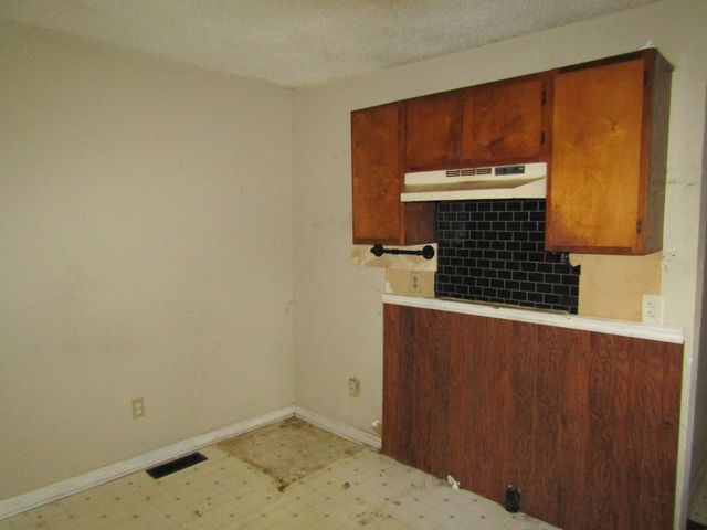 212 Adams St, Lewisburg, TN 37091