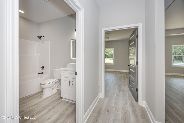 624 Oak Street, Ocean Springs, MS 39564