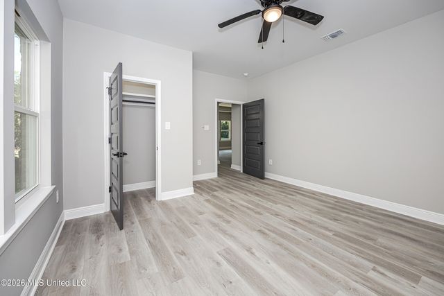 624 Oak Street, Ocean Springs, MS 39564