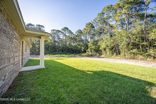 624 Oak Street, Ocean Springs, MS 39564